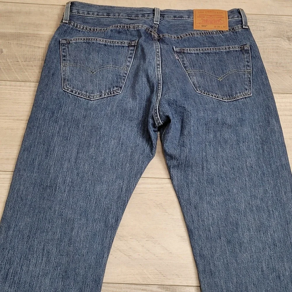 Levi's Premium 501 Original Fit XX Jeans Mens 35x32 Big E Medium Wash Button Fly